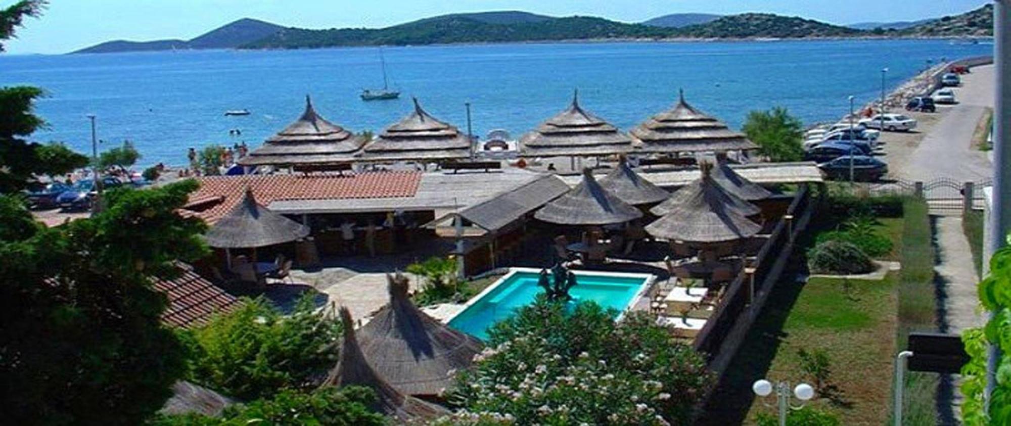 Tribunia Beach Hotel Tribalj Exterior foto